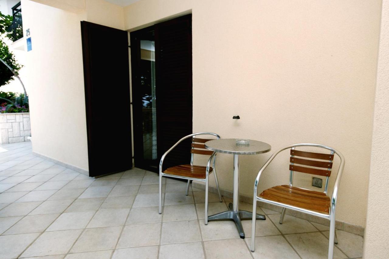 Apartments With A Parking Space Novi Vinodolski - 5593 Екстериор снимка